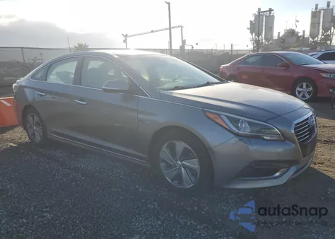 2017 Hyundai Sonata Hybrid z USA, uszkodzony, nr VIN KMHE34L31HA064561